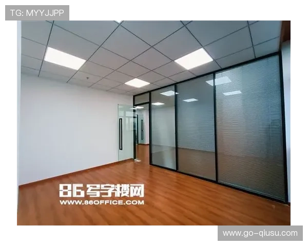 库拉索全国商店提前关门，街头电视直播创造收视纪录